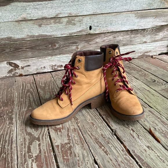 Timberland | Tan Hiking Work Booties - Picture 4 of 11